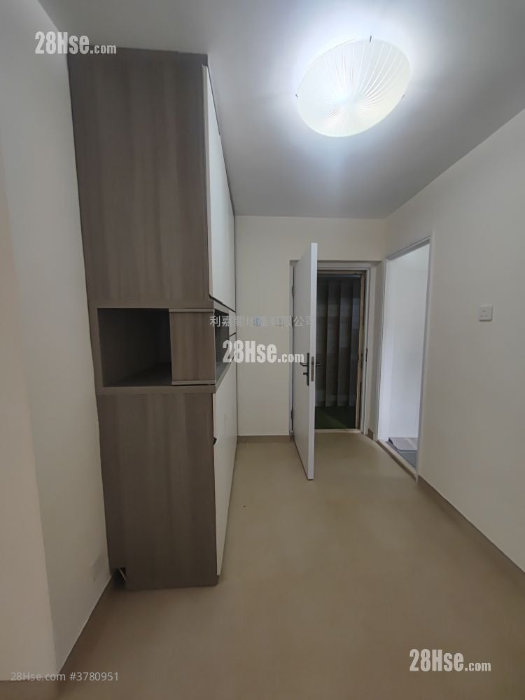 好运中心 售盘 2 房 , 1 浴室 390 平方尺