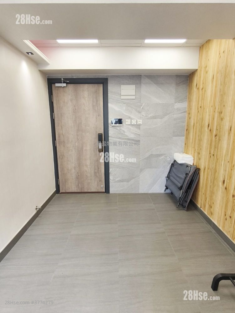 協發工商大廈 租盤 135 平方呎