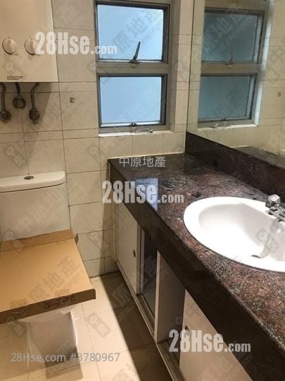 Kingswood Villas Sell 3 Bedrooms 633 ft²