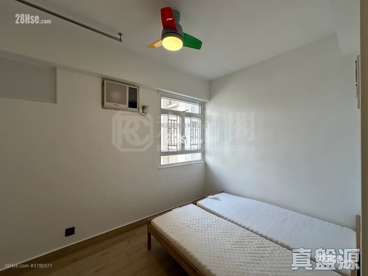 Belvedere Garden Sell 3 Bedrooms 644 ft²