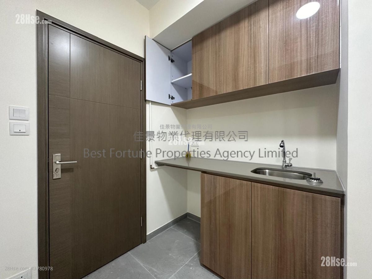 Whitty Street Court Rental Studio , 1 Bathroom 100 ft²