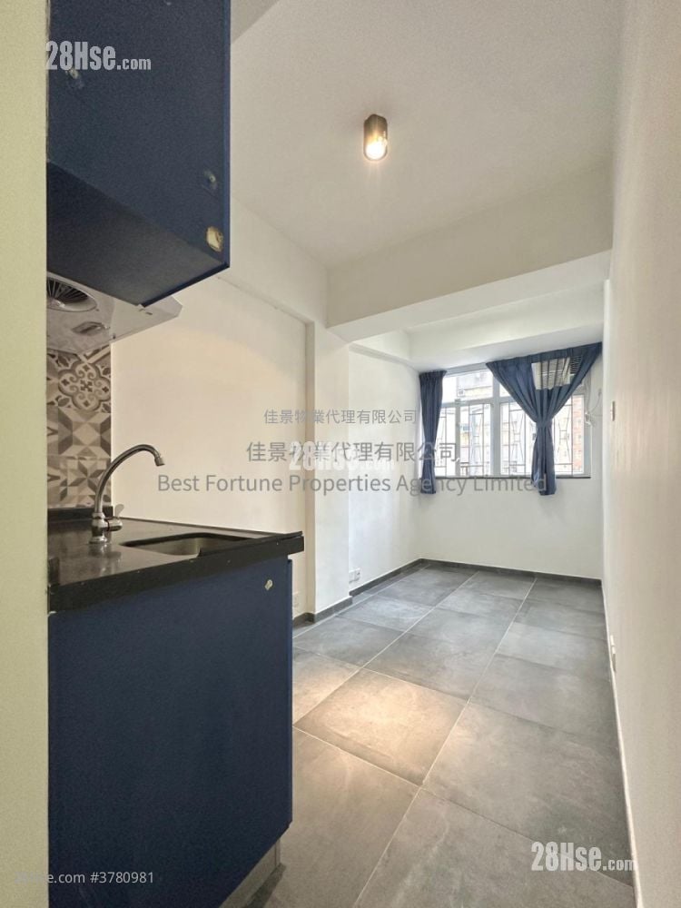 Kennedy Mansion Rental Studio , 1 Bathroom 120 ft²