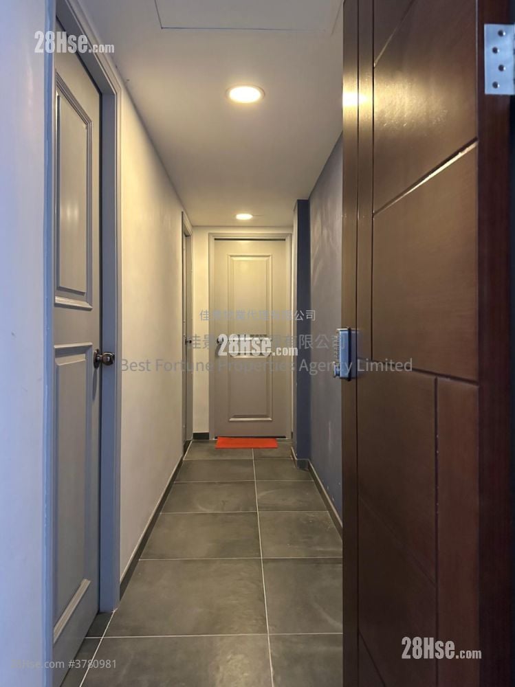 Kennedy Mansion Rental Studio , 1 Bathroom 120 ft²