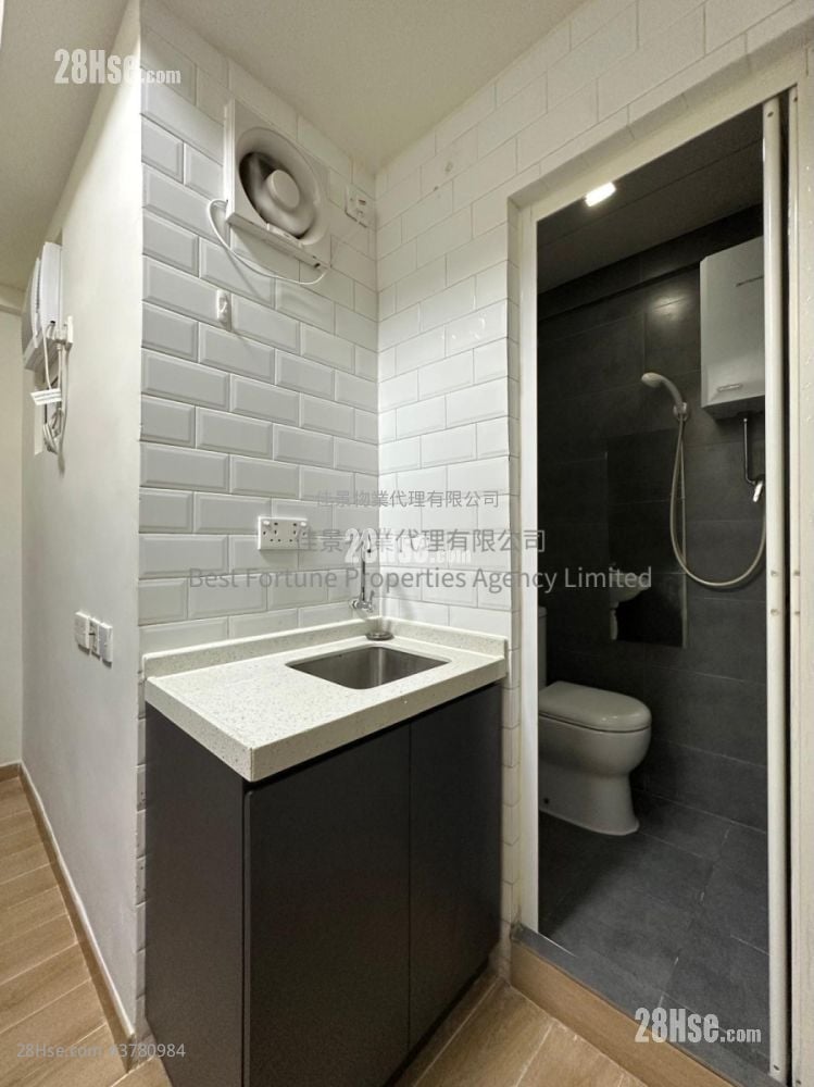 Kennedy Mansion Rental Studio , 1 Bathroom 80 ft²