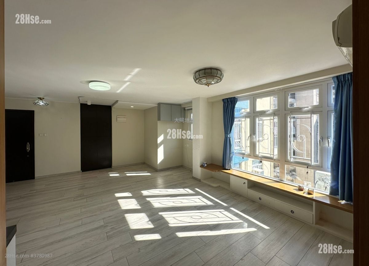 美孚新邨 售盘 716 平方尺