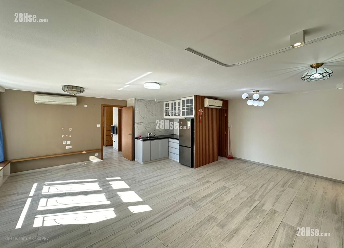 美孚新邨 售盘 716 平方尺