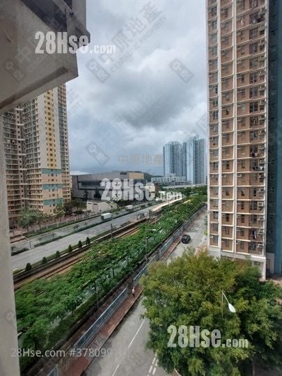Tin Fu Court Sell 3 Bedrooms 650 ft²