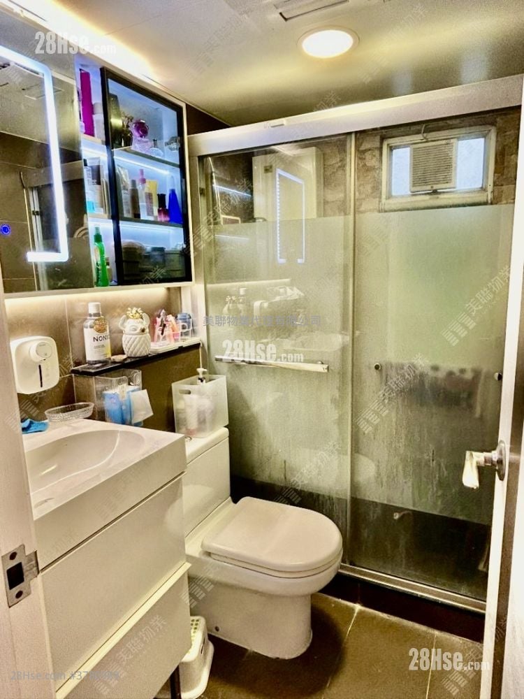 Vienna Garden Sell 3 Bedrooms 732 ft²