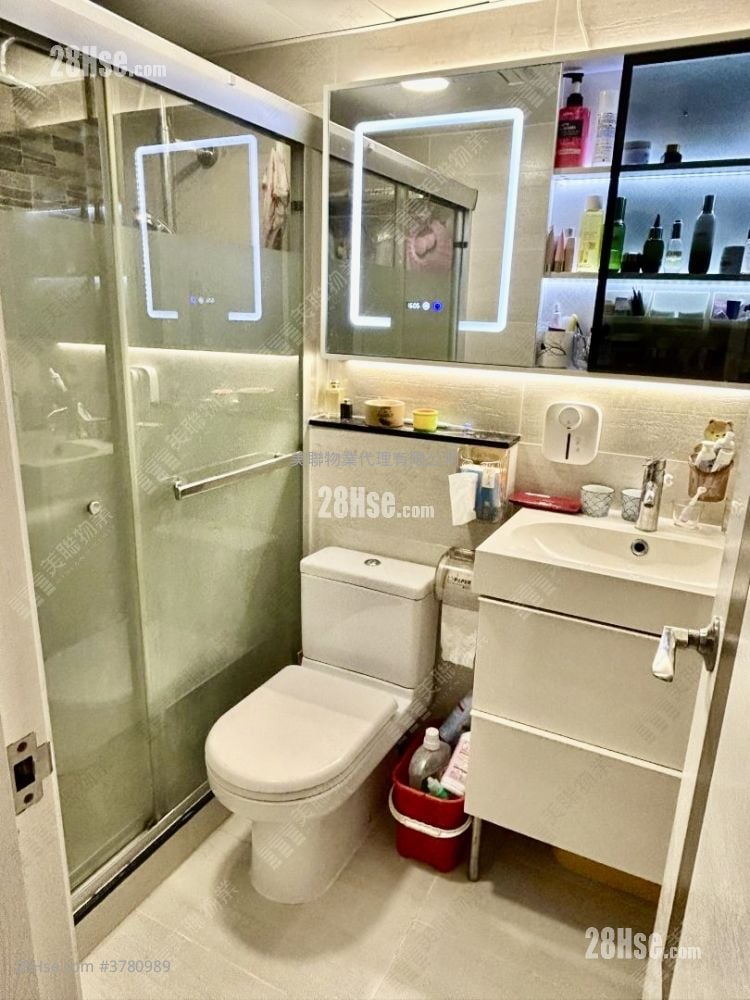 Vienna Garden Sell 3 Bedrooms 732 ft²