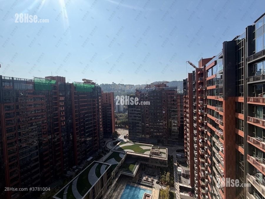 Centra Horizon Sell 3 Bedrooms 1,019 ft²