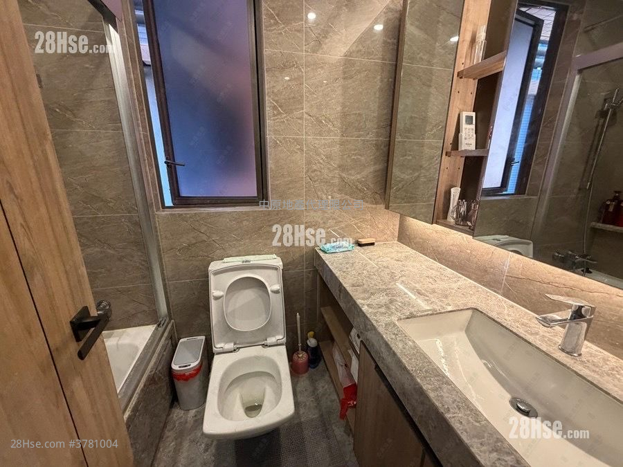 Centra Horizon Sell 3 Bedrooms 1,019 ft²