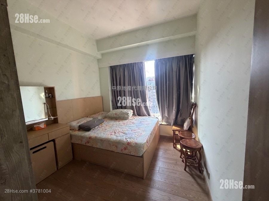 Centra Horizon Sell 3 Bedrooms 1,019 ft²