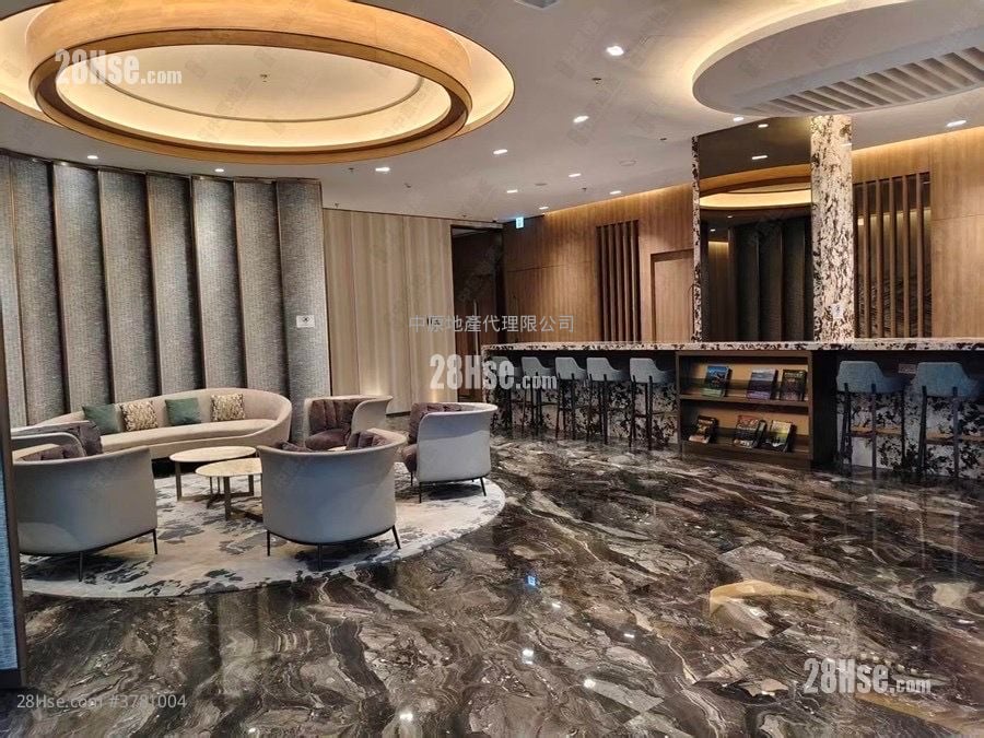 Centra Horizon Sell 3 Bedrooms 1,019 ft²