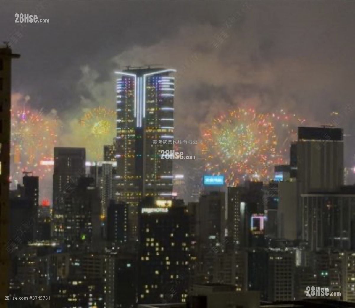 君颐峰 售盘 3 房 , 2 浴室 1,074 平方尺