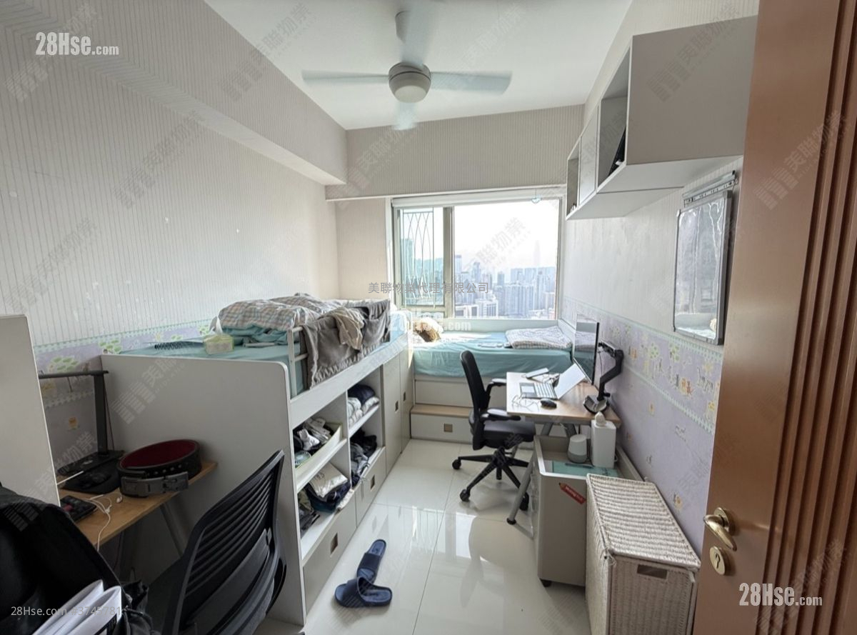 君颐峰 售盘 3 房 , 2 浴室 1,074 平方尺