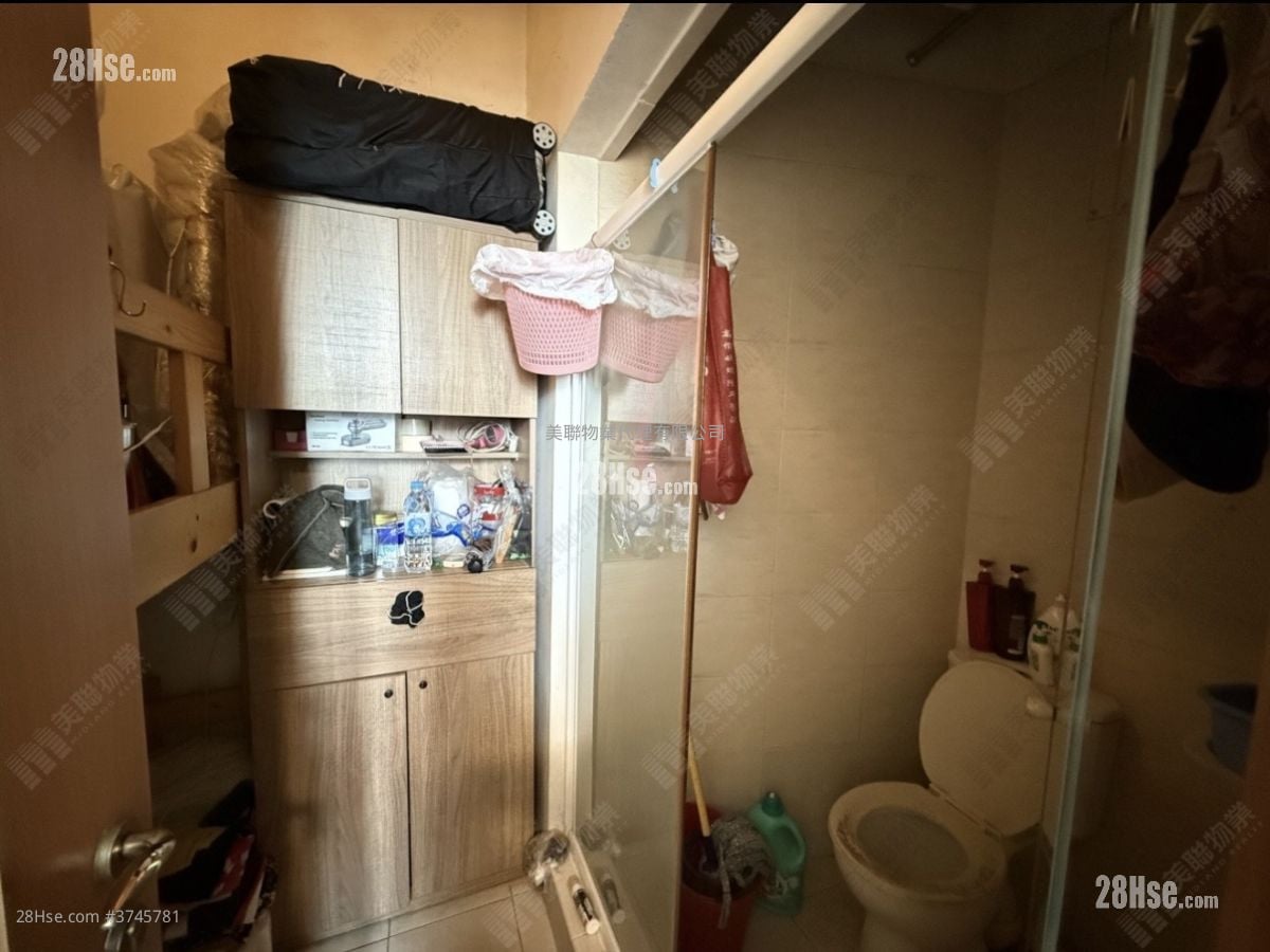 君颐峰 售盘 3 房 , 2 浴室 1,074 平方尺