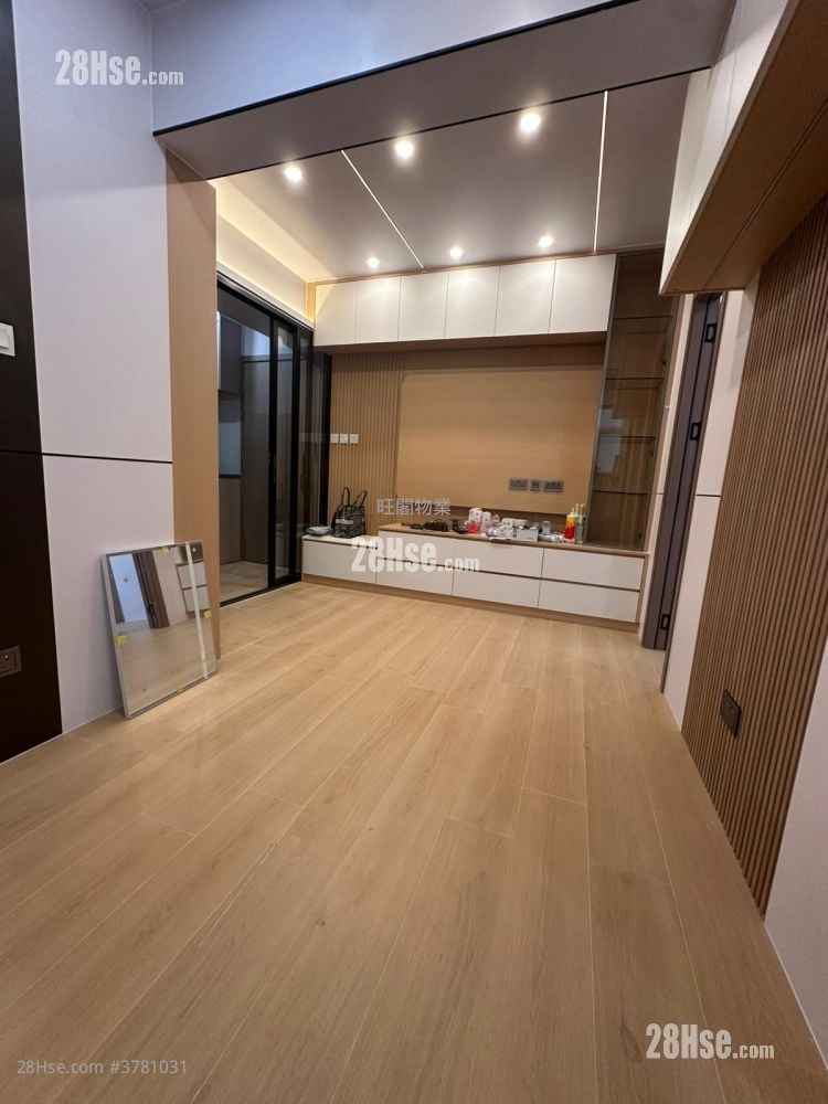 Shing Wah Mansion Rental 3 Bedrooms , 1 Bathroom 417 ft²