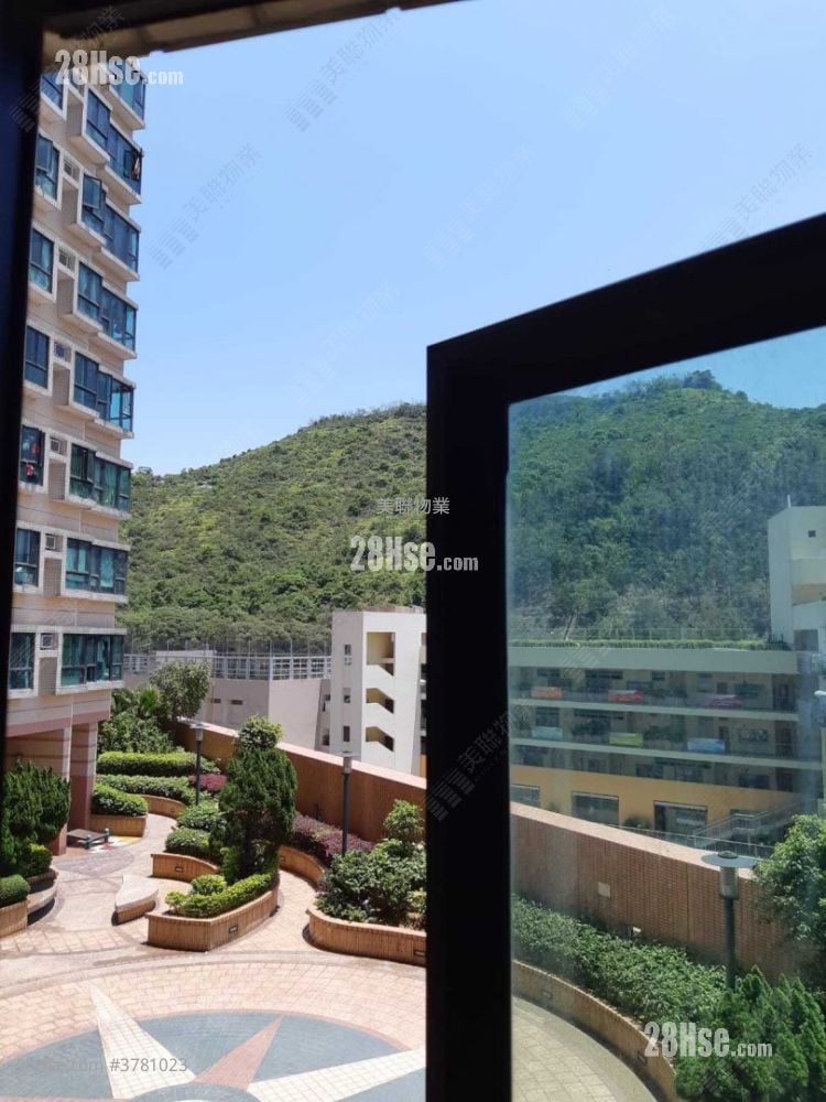 Oscar By The Sea Sell 2 Bedrooms , 1 Bathroom 481 ft²