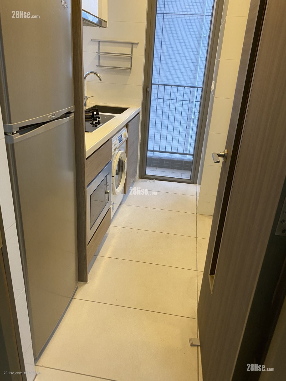 Heya Crystal Sell 2 Bedrooms , 1 Bathroom 509 ft²