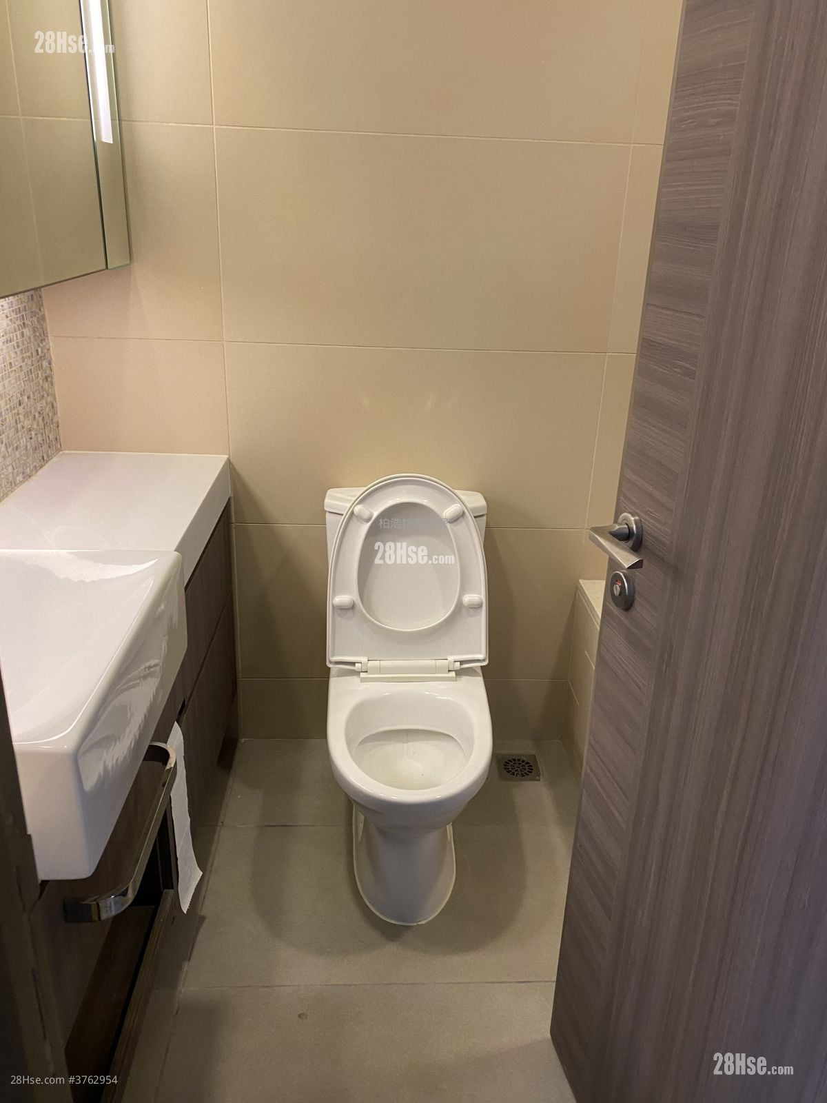 Heya Crystal Sell 2 Bedrooms , 1 Bathroom 509 ft²