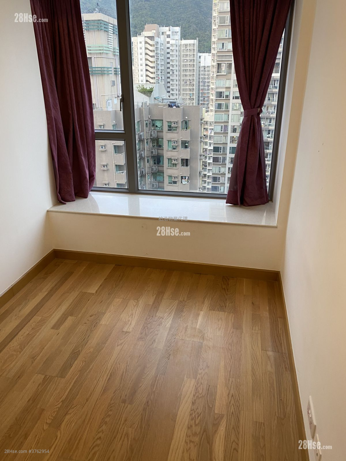 Heya Crystal Sell 2 Bedrooms , 1 Bathroom 509 ft²