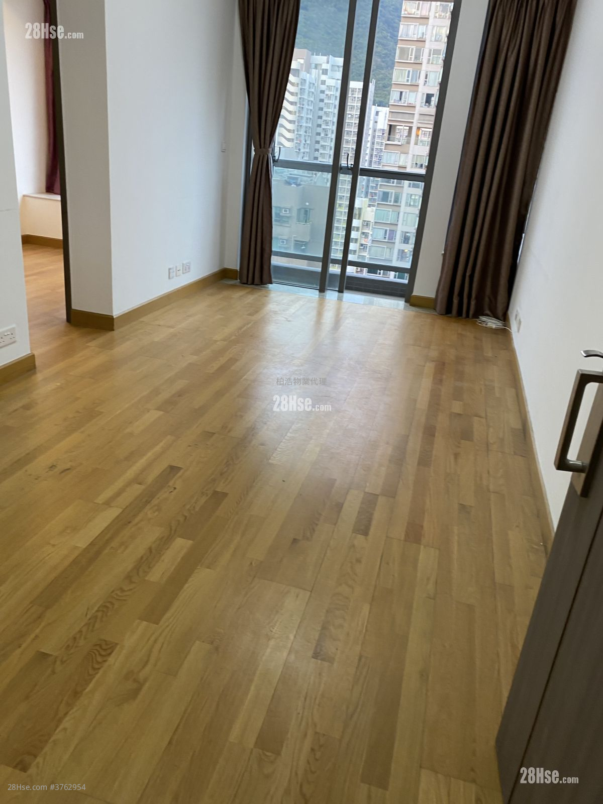 Heya Crystal Sell 2 Bedrooms , 1 Bathroom 509 ft²