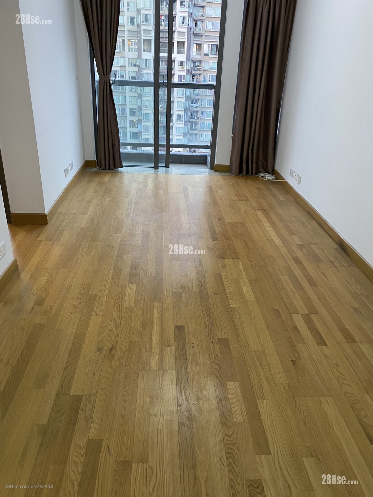 Heya Crystal Sell 2 Bedrooms , 1 Bathroom 509 ft²