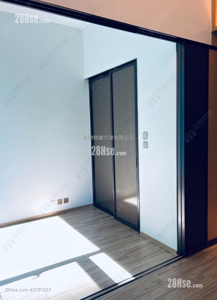 利奥坊曦岸 售盘 1 房 256 平方尺