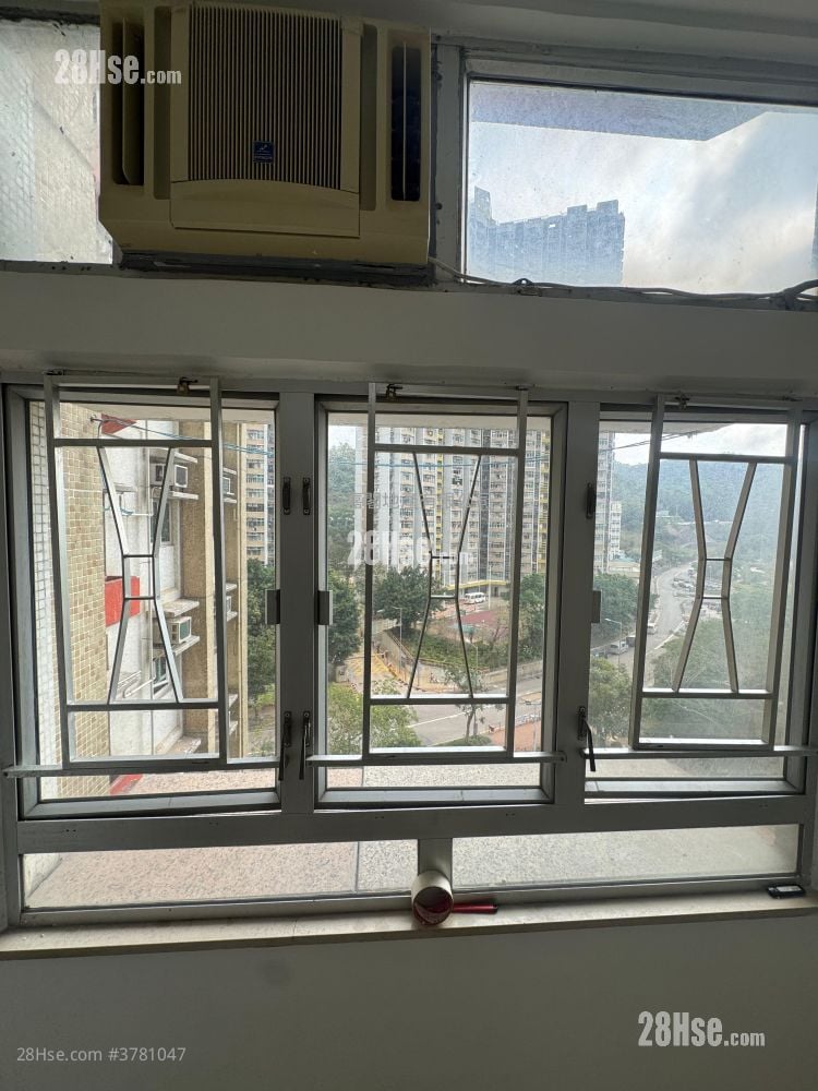 Ching Tai Court Rental 2 Bedrooms , 1 Bathroom 401 ft²