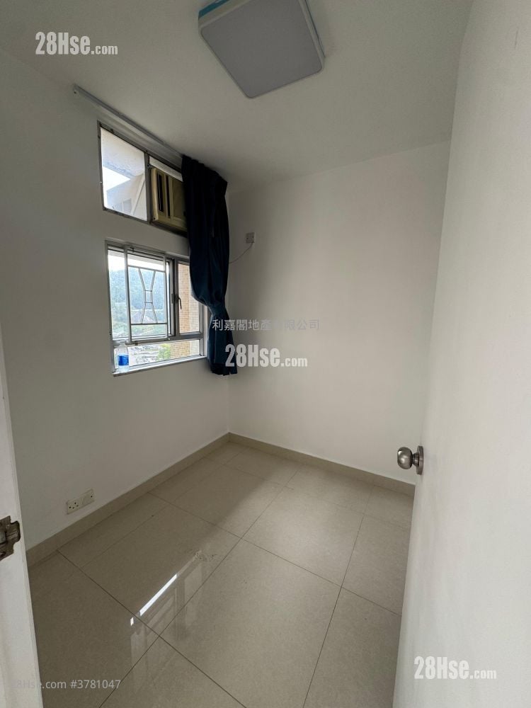 Ching Tai Court Rental 2 Bedrooms , 1 Bathroom 401 ft²