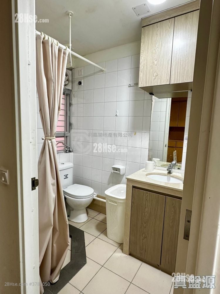 屏欣苑 租盘 2 房 , 1 浴室 384 平方尺