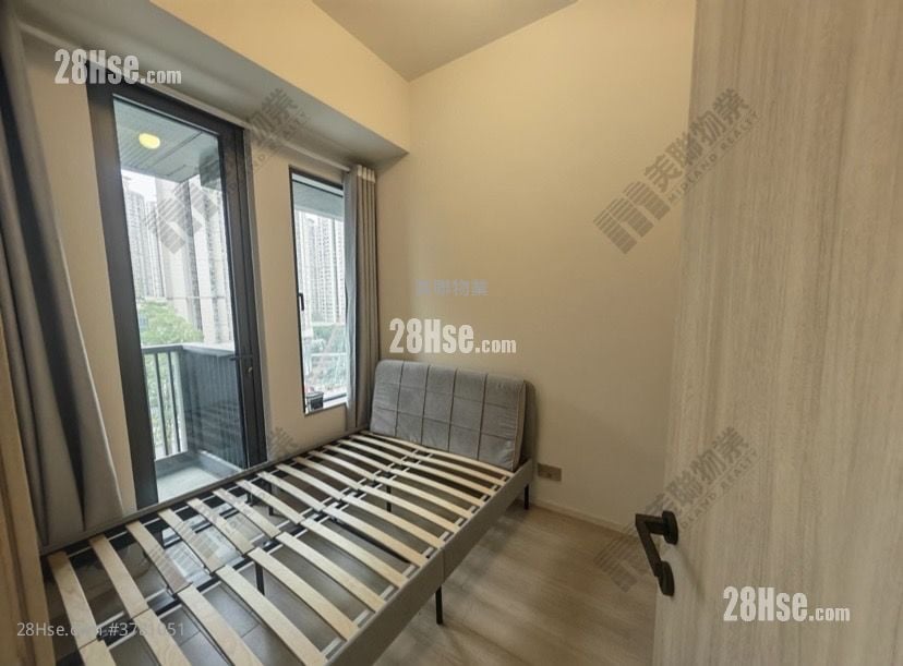 One Innovale 租盘 335 平方尺