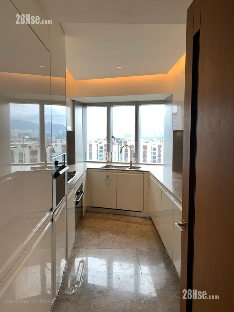 Mount Parker Residences Sell 4 Bedrooms , 3 Bathrooms 1,784 ft²