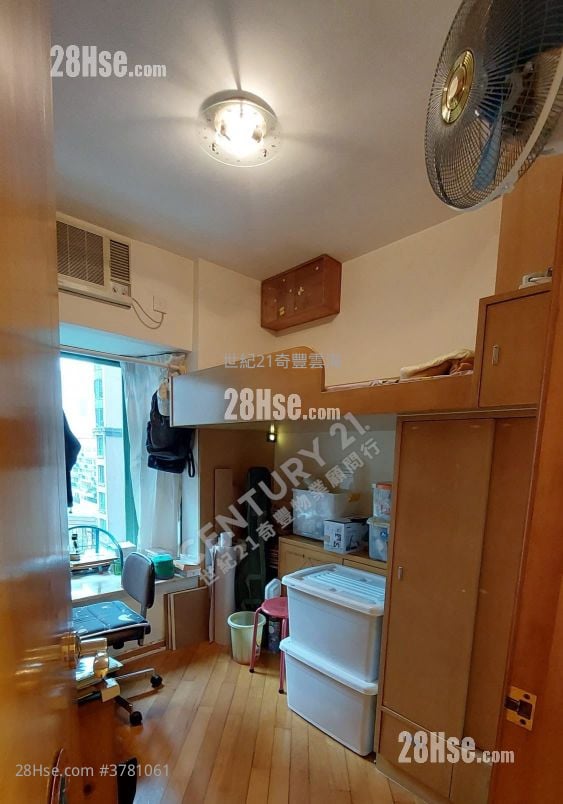 Vista Paradiso Sell 3 Bedrooms , 2 Bathrooms 650 ft²