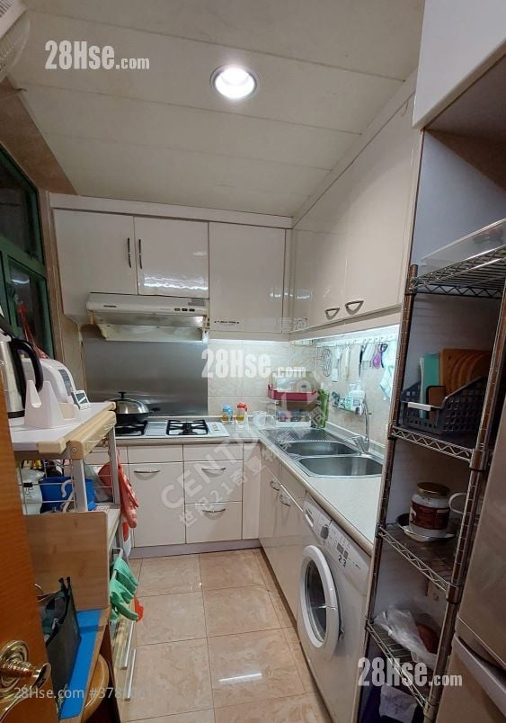 Vista Paradiso Sell 3 Bedrooms , 2 Bathrooms 650 ft²