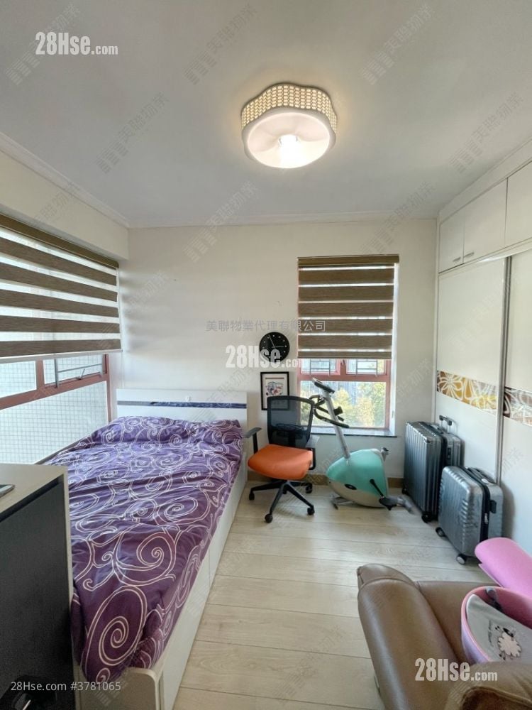 Greenpark Villa Sell 3 Bedrooms 550 ft²