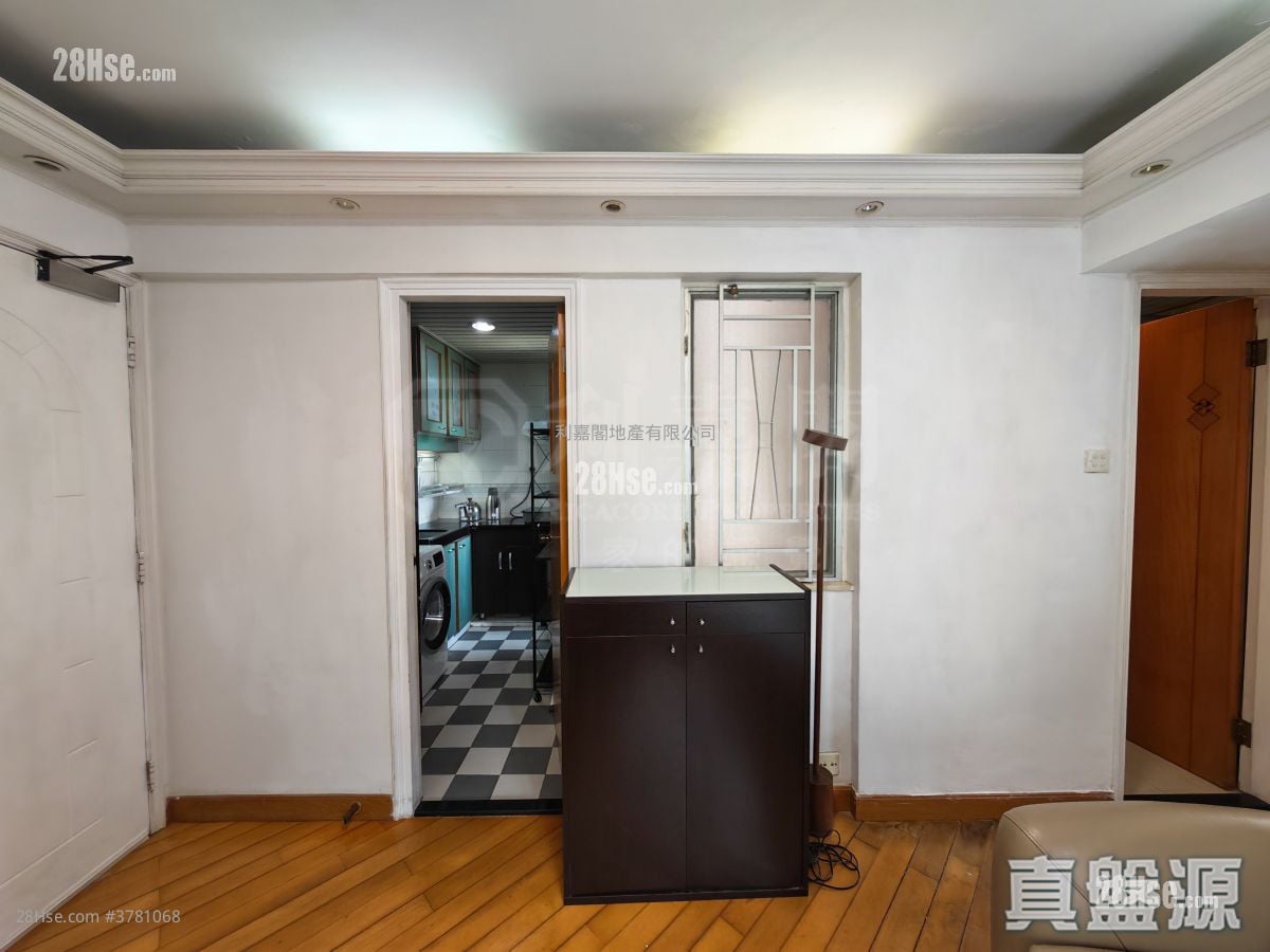 Greenfield Garden Rental 366 ft²