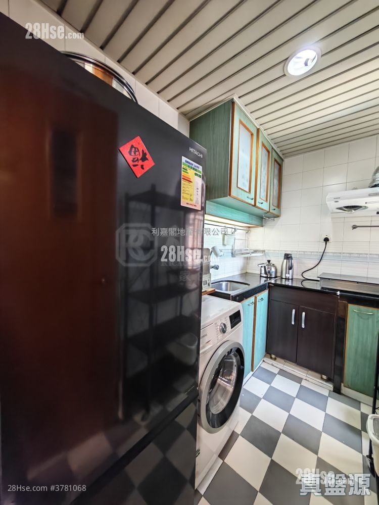 Greenfield Garden Rental 366 ft²