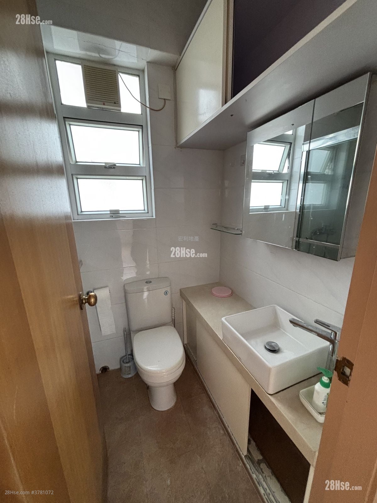 Kingsland Villa Sell 3 Bedrooms , 2 Bathrooms 740 ft²