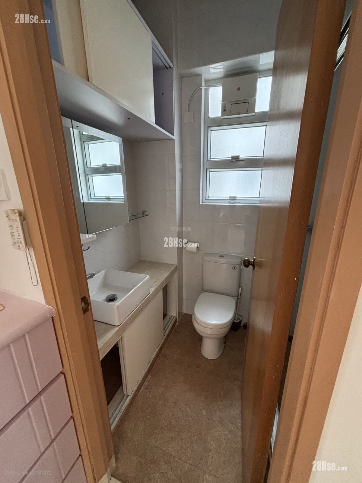 Kingsland Villa Sell 3 Bedrooms , 2 Bathrooms 740 ft²