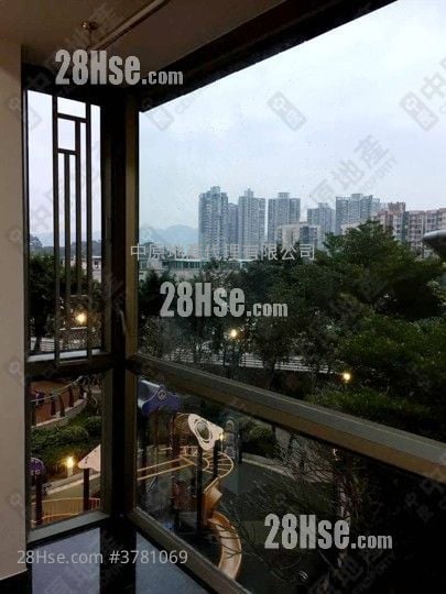 Yoho Town Sell 2 Bedrooms 393 ft²