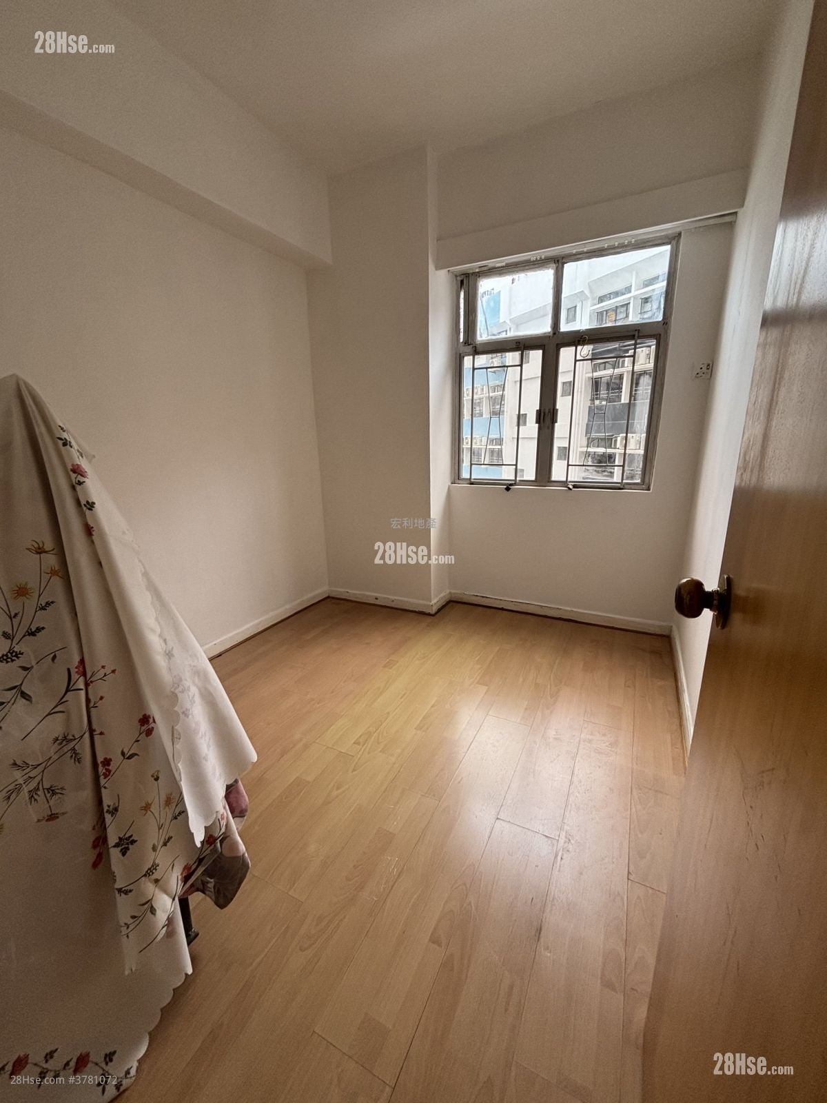 Kingsland Villa Sell 3 Bedrooms , 2 Bathrooms 740 ft²