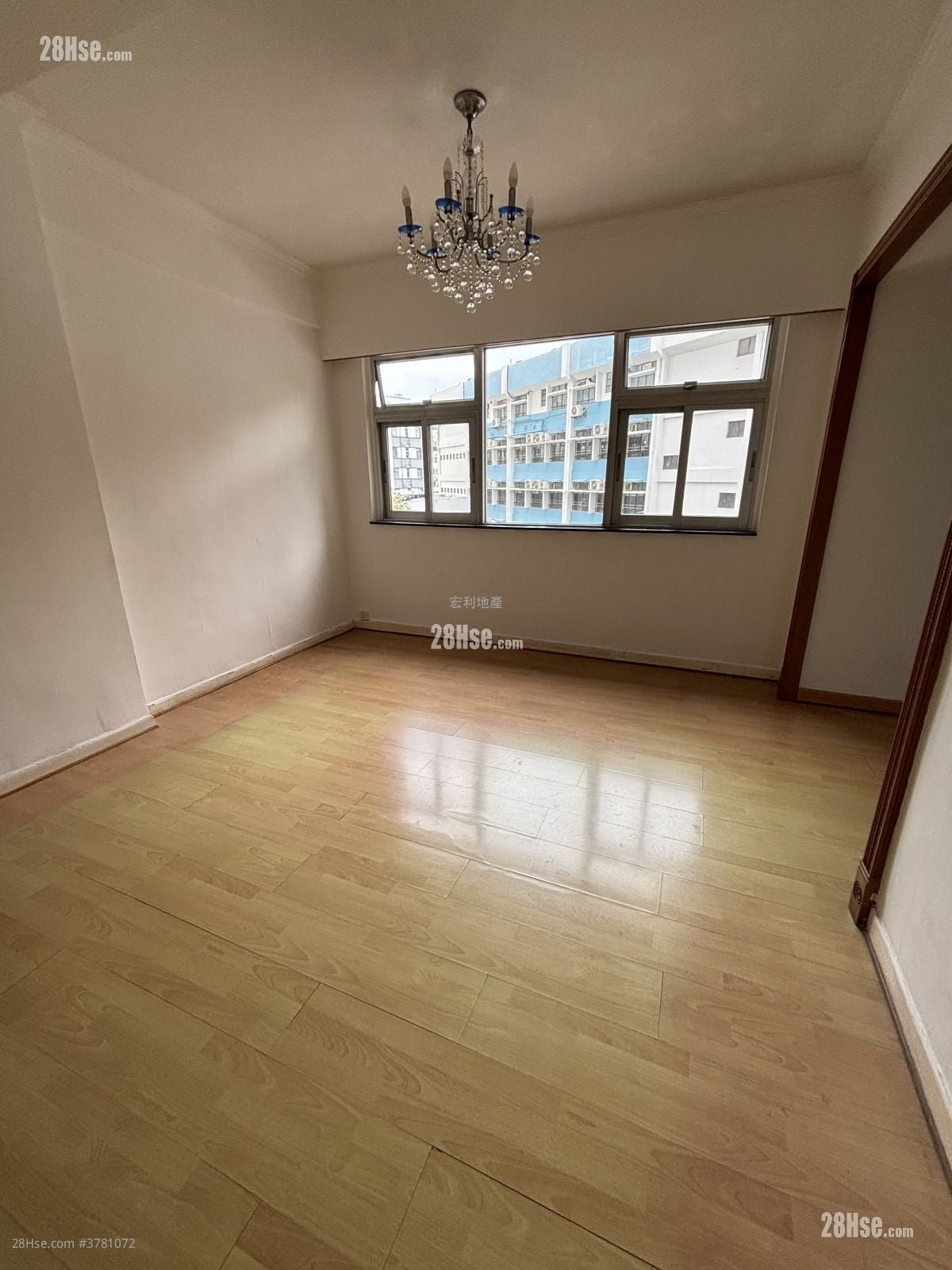 Kingsland Villa Sell 3 Bedrooms , 2 Bathrooms 740 ft²