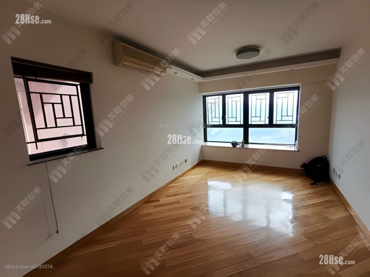 Oscar By The Sea Sell 3 Bedrooms , 2 Bathrooms 681 ft²