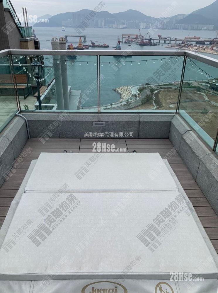 The Wings Sell 4 Bedrooms , 2 Bathrooms 1,036 ft²