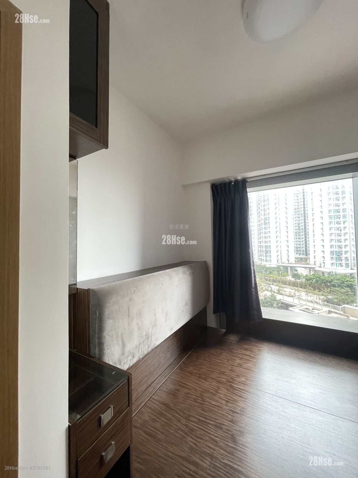 Century Link Rental 3 Bedrooms , 1 Bathroom 484 ft²