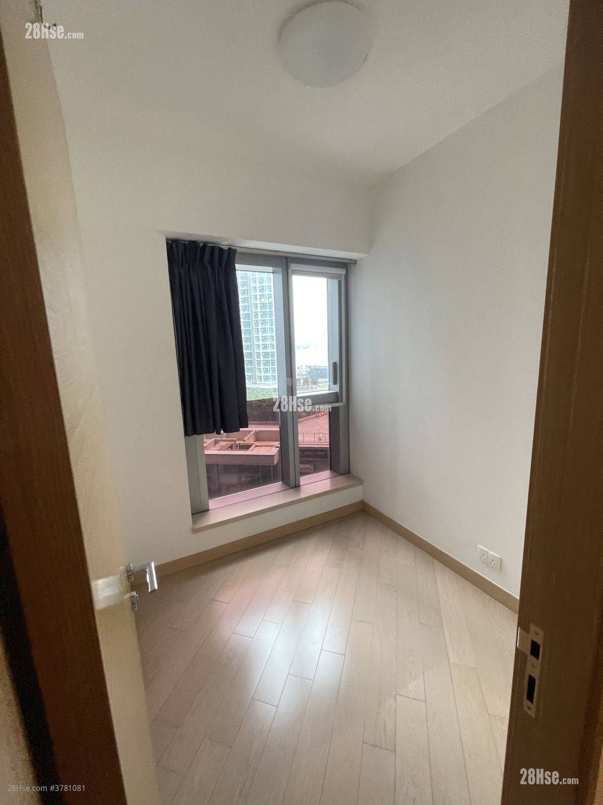 Century Link Rental 3 Bedrooms , 1 Bathroom 484 ft²