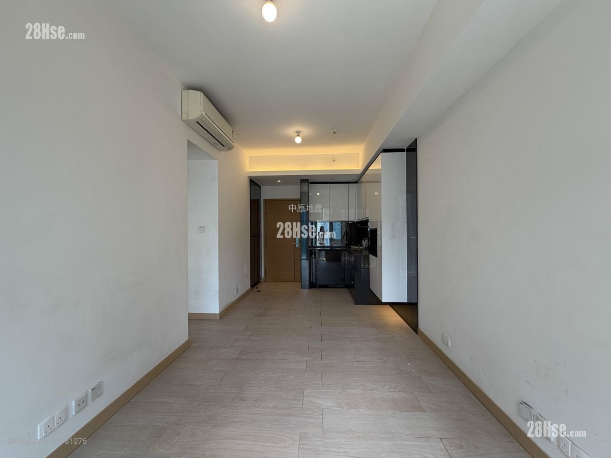 Century Link Sell 2 Bedrooms , 1 Bathroom 484 ft²