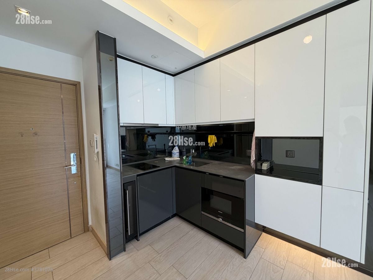 Century Link Sell 2 Bedrooms , 1 Bathroom 484 ft²