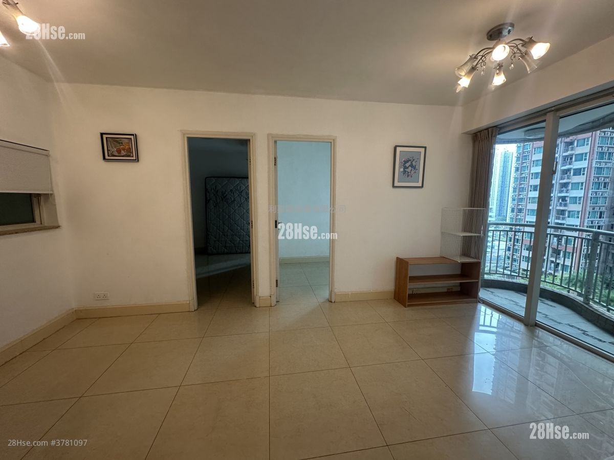 Central Park Towers Rental 2 Bedrooms , 1 Bathroom 494 ft²